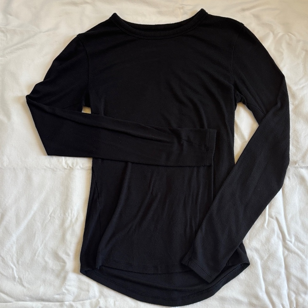 Lululemon Hold Tight Navy Long Sleeve Top